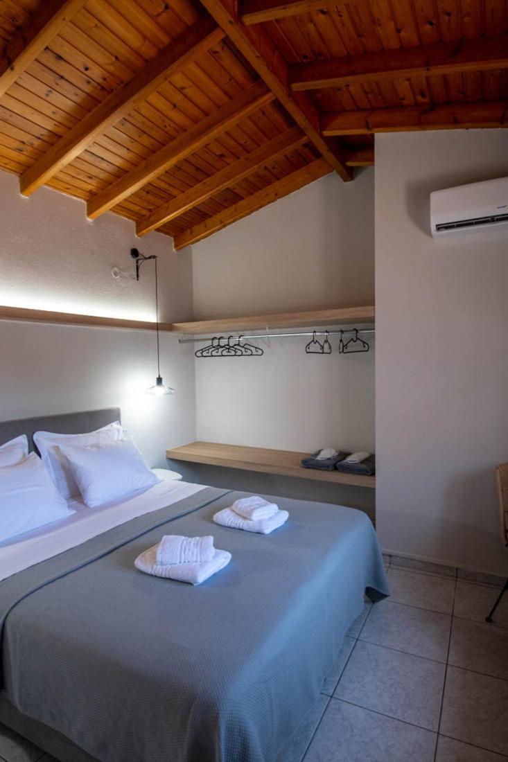 Avres Apartments Скиатос Экстерьер фото