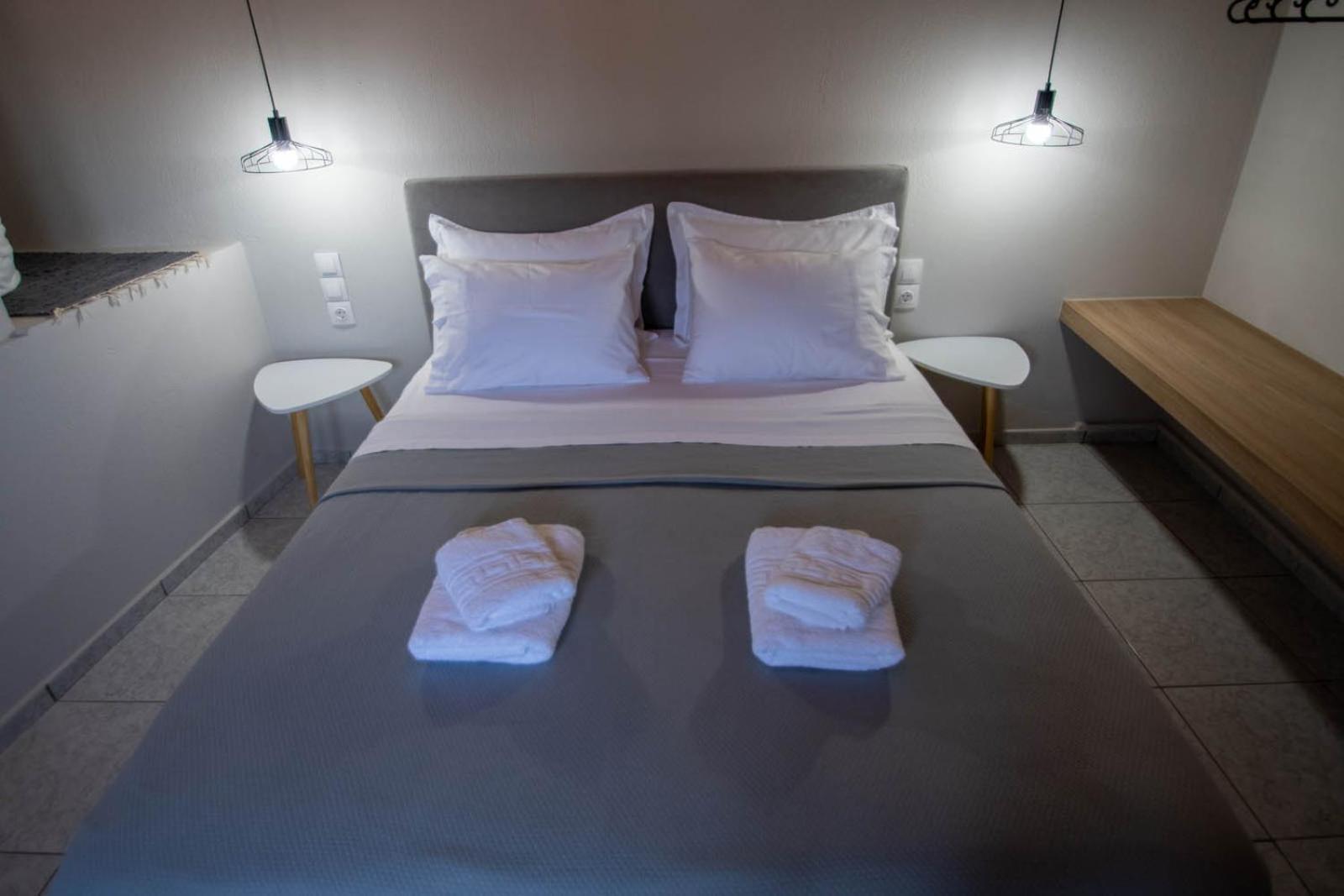 Avres Apartments Скиатос Экстерьер фото